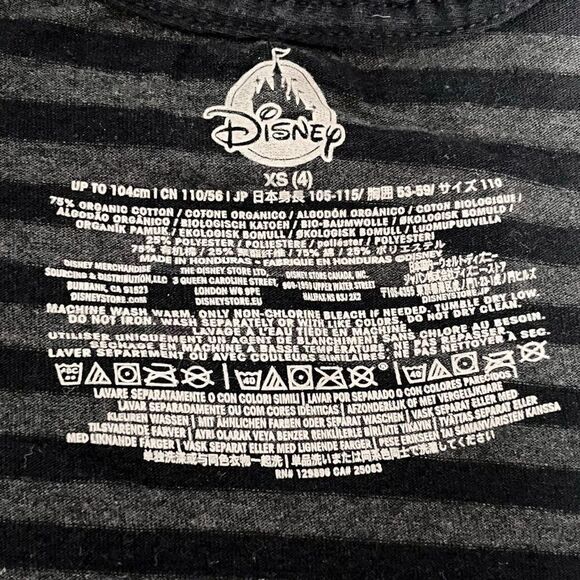 Disney Pirates Of The Caribbean Tee   Girls Size XS 4 - Picture 3 of 3